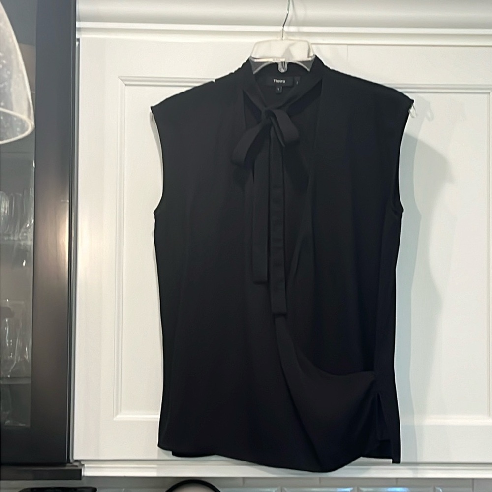 Theory silk p-bow blouse